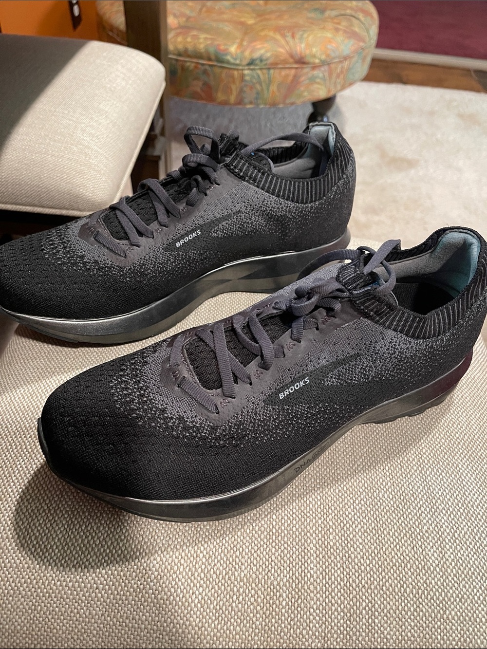 Brooks Men's Black Knit Running Shoes Levitate 2